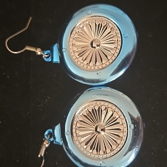 Vintage Glass Light Blue and Silver Christmas Ornament Earrings, RARE! - Picture 3 of 3